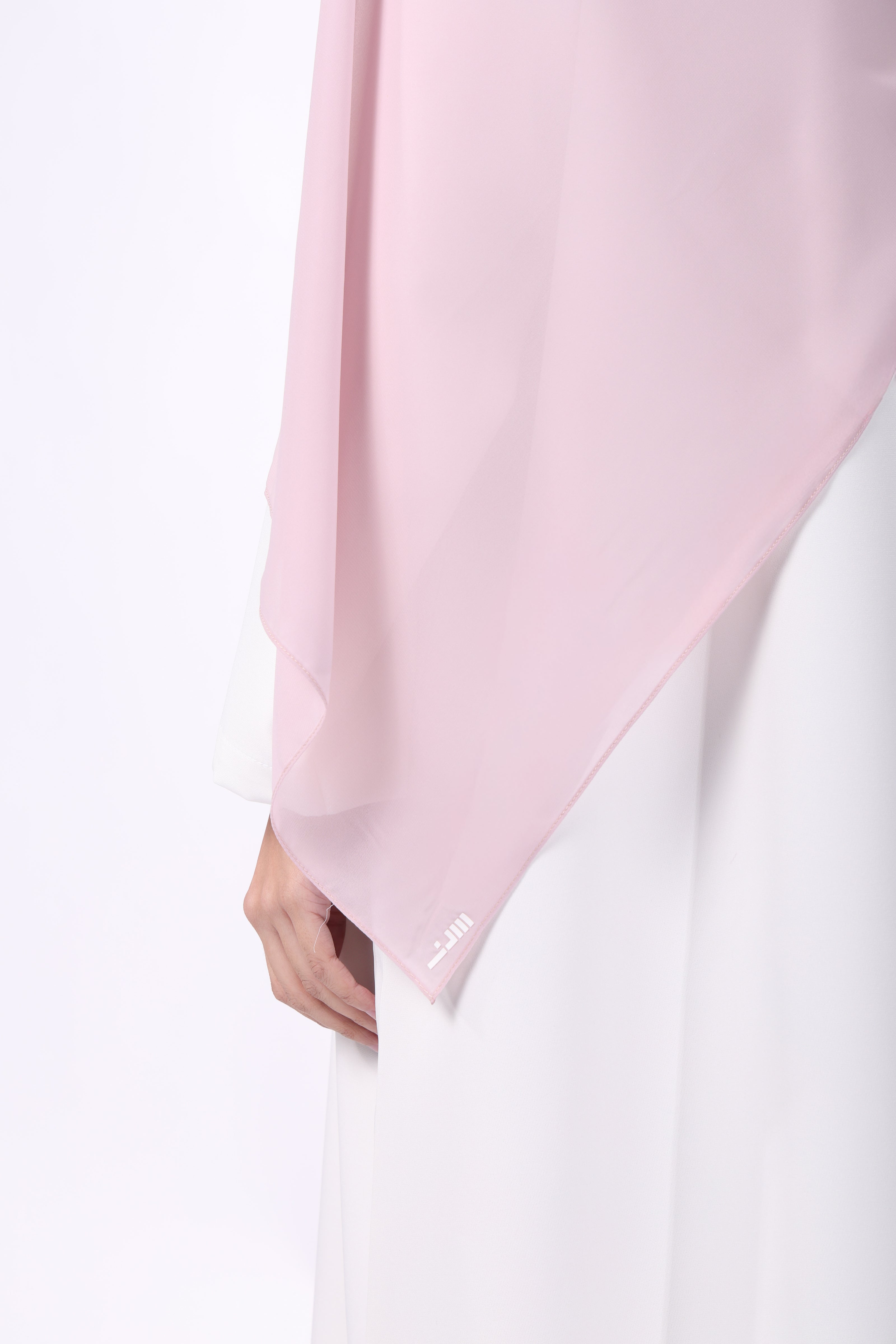 ZAHA Collection – Shades of Bloom and Radiance
